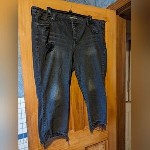 Torrid Black Boyfriend Capri